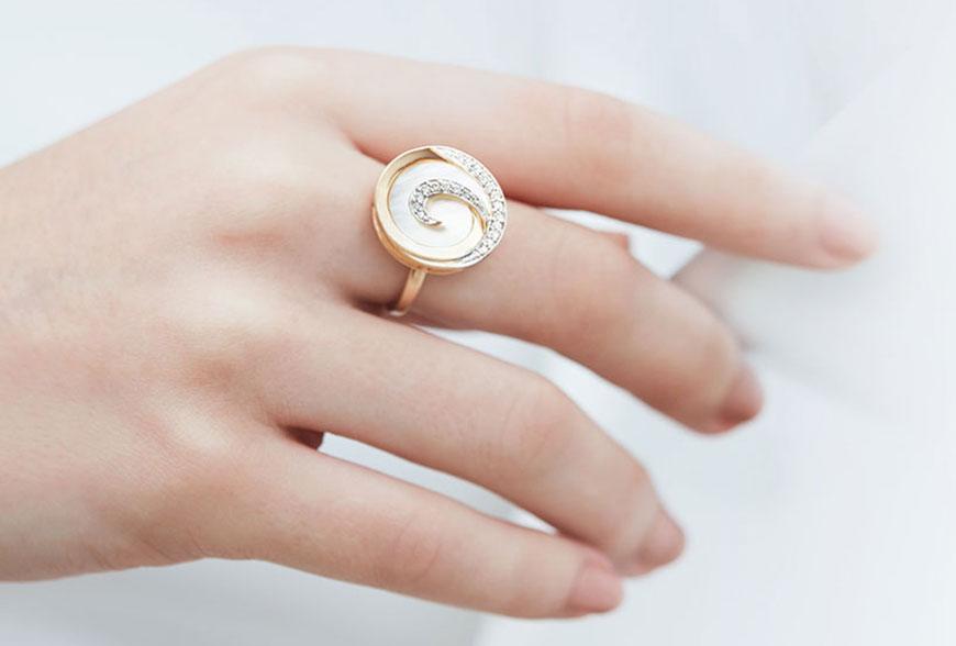 Nec intellegat deseruisse te