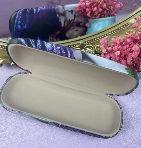 Glasses case