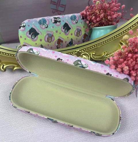 Glasses case