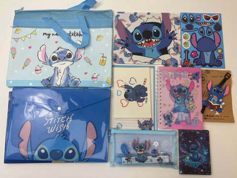 Cute books bag（1 suitcase + 9 random items）