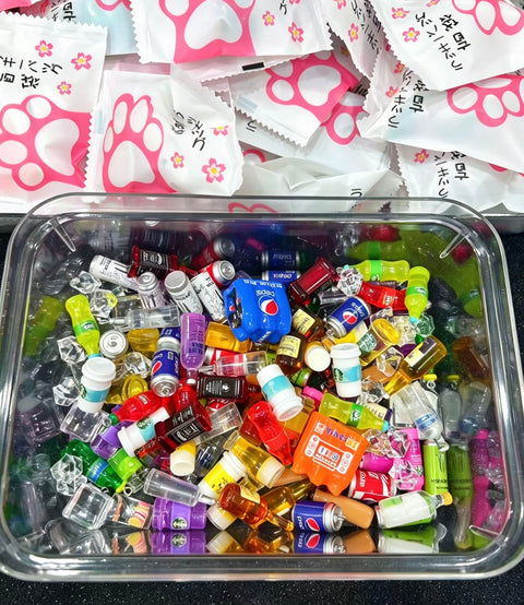 Charms/doll/beads/bottle/shoes 10 Blind Bag (get at least 15)